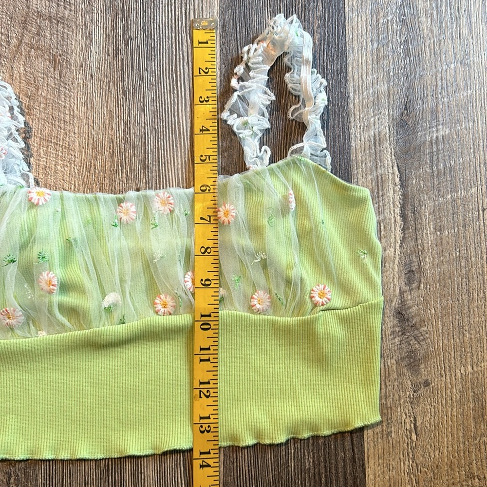 SHEIN MOD Floral Embroidery Ruched Crop Top Size Medium Green Lace Overlay - Picture 8 of 11